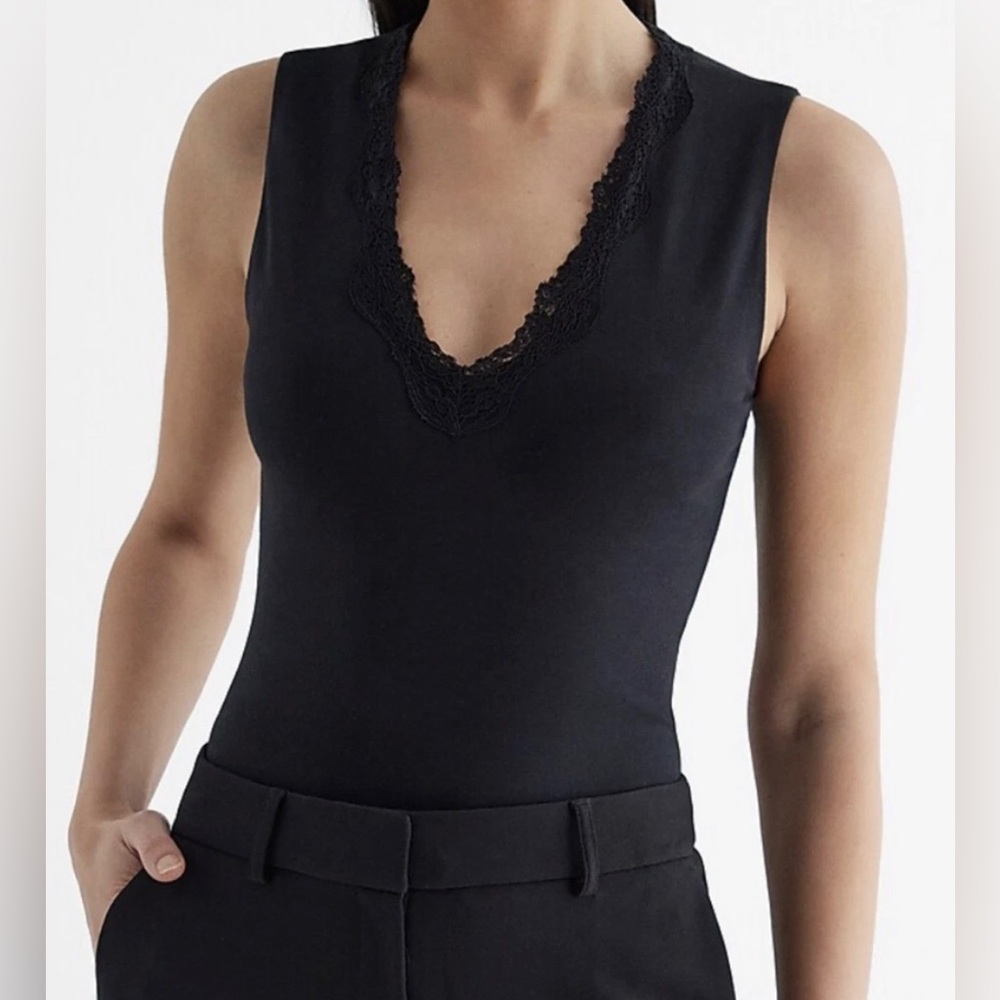 Express Black V Neck Sleeveless Contour Bodysuit Size XS